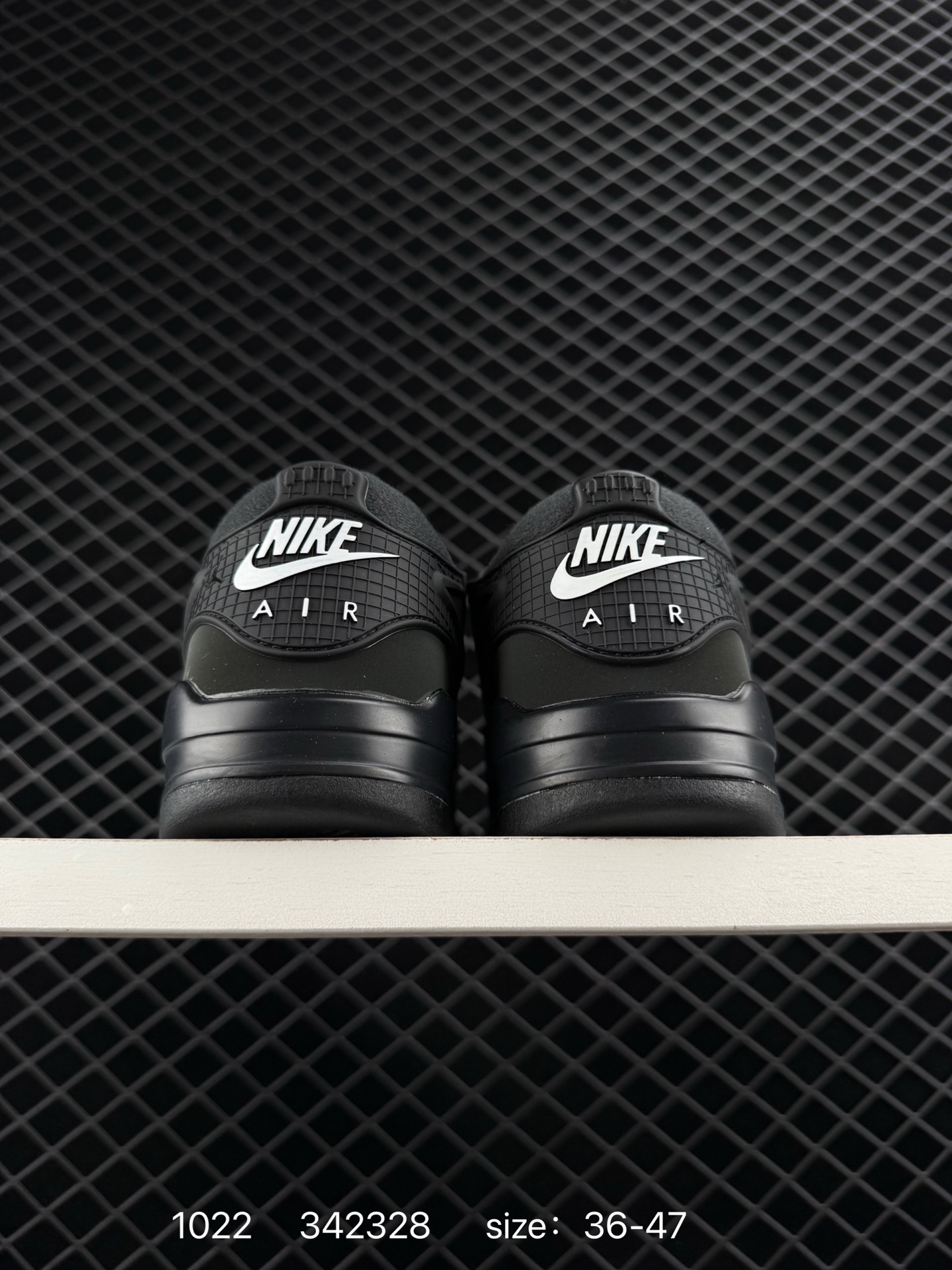 Nike Air Jordan 4 RM